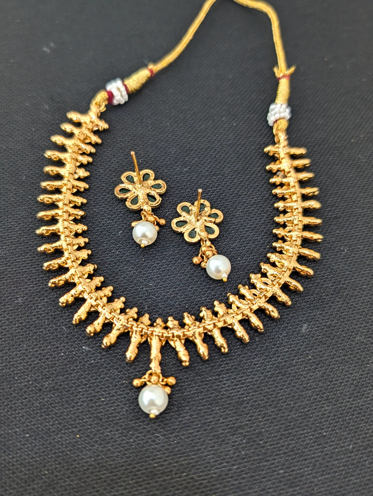 Teardrop Kemp Choker Stud set