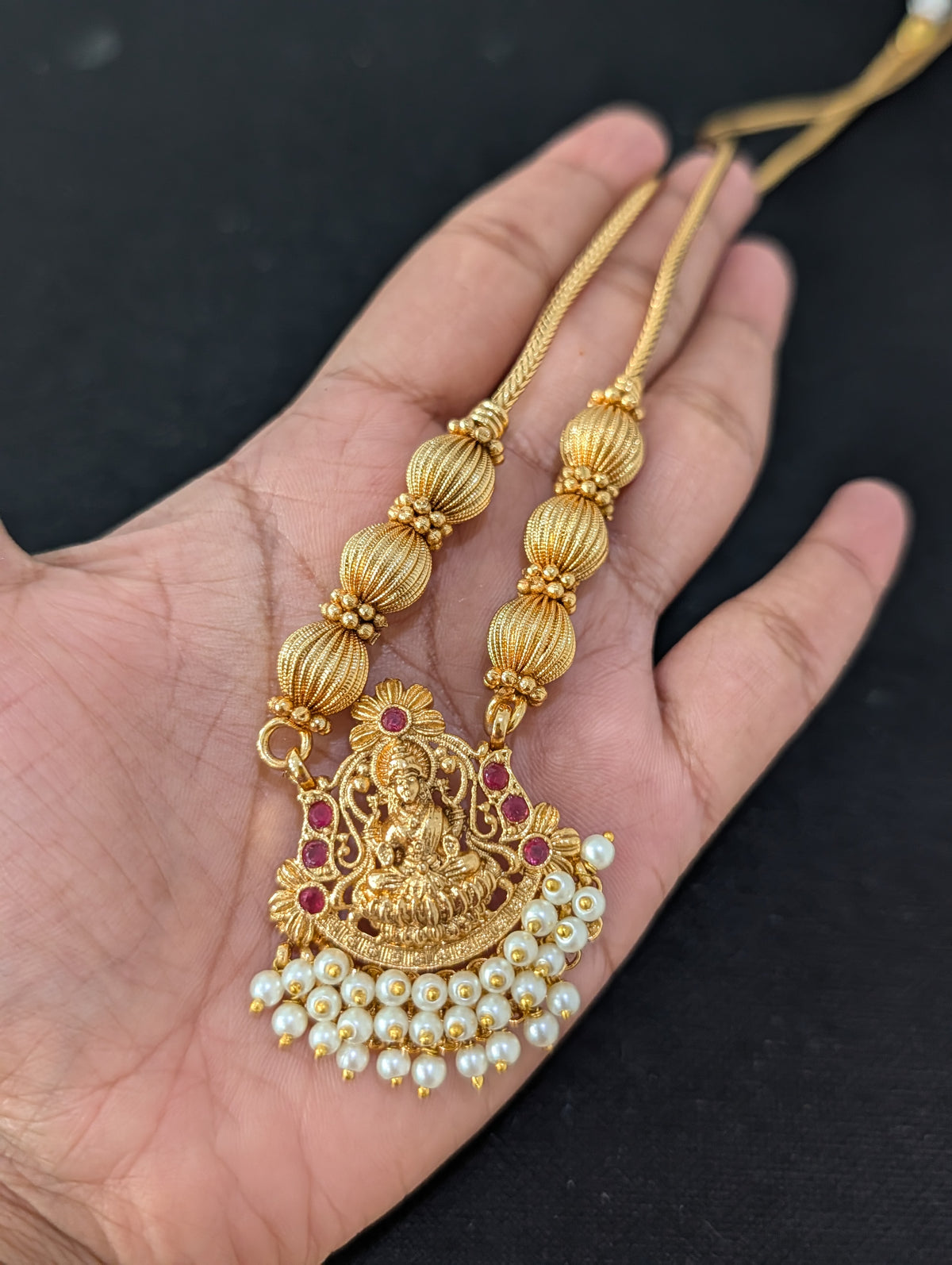 Pearl hand setted Goddess Lakshmi Pendant Chain Stud set