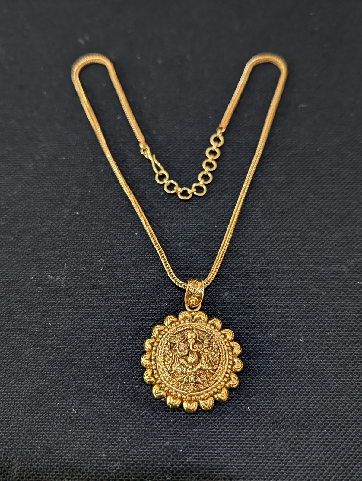 Gold plated Ganesh ji Pendant Necklace