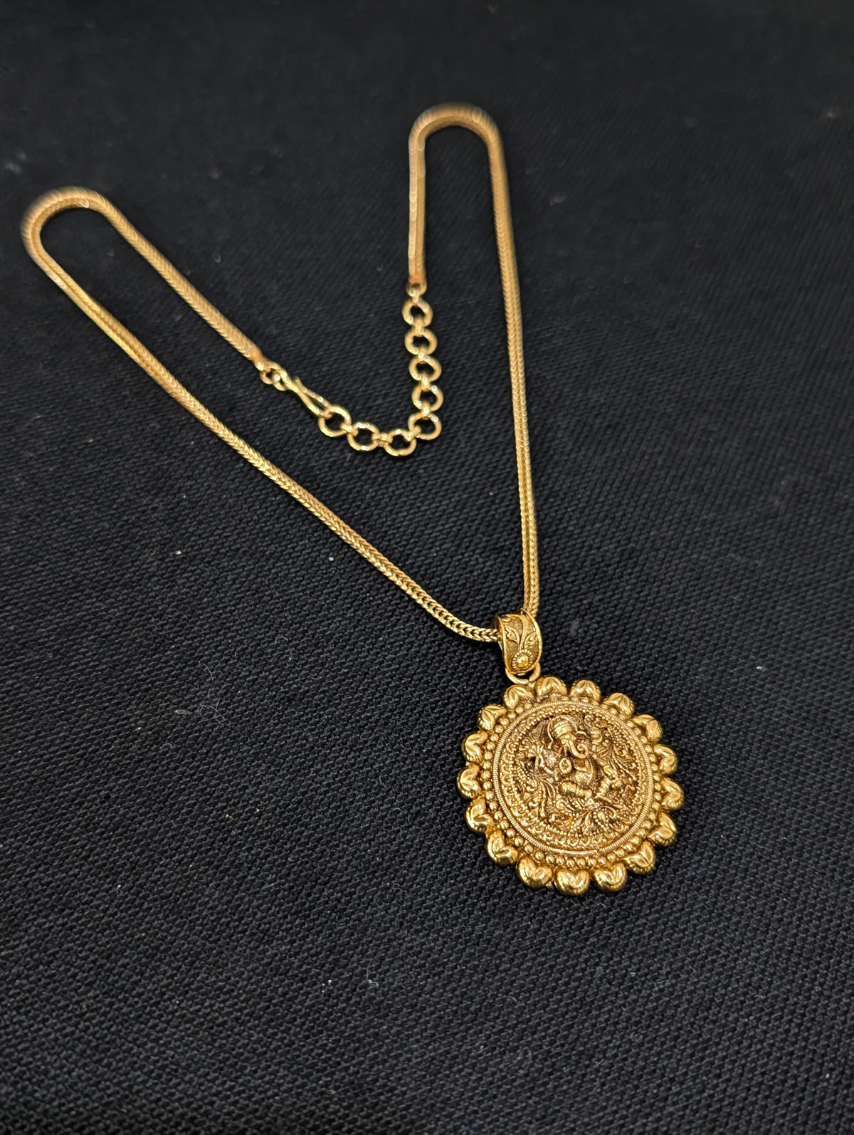 Gold plated Ganesh ji Pendant Necklace
