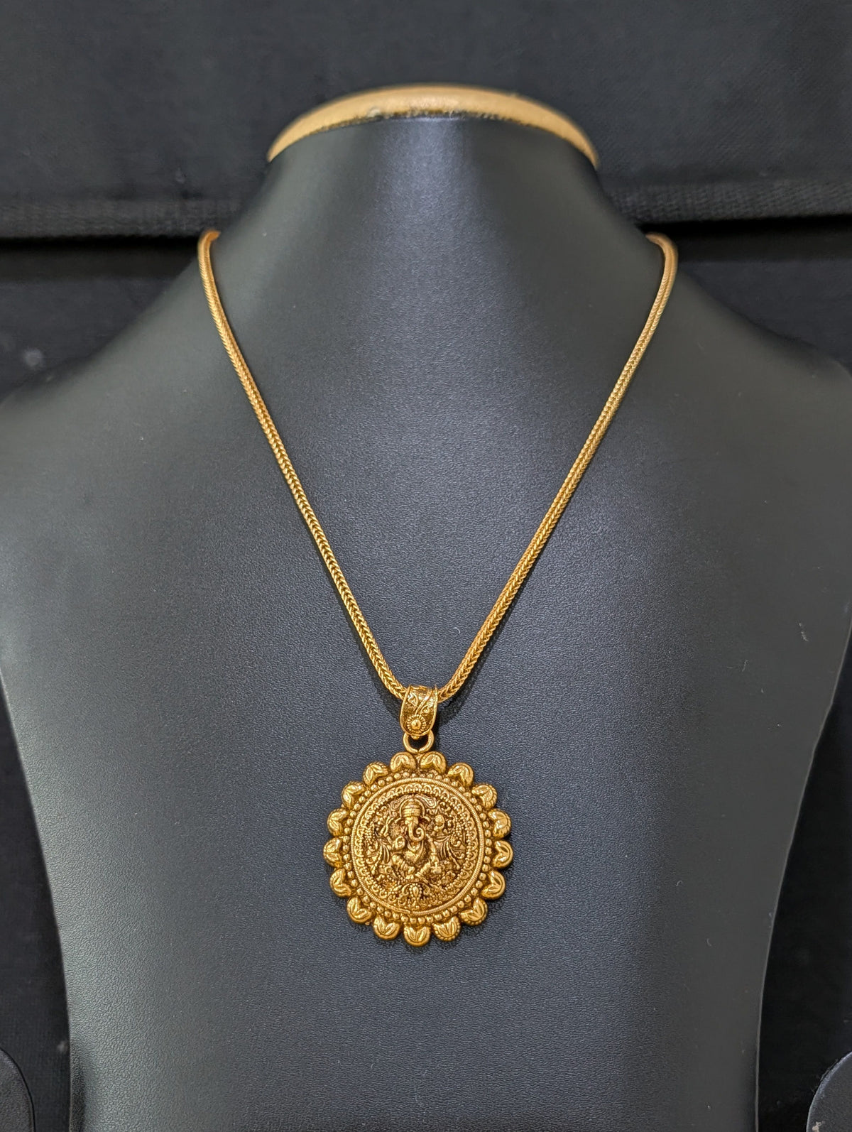 Gold plated Ganesh ji Pendant Necklace
