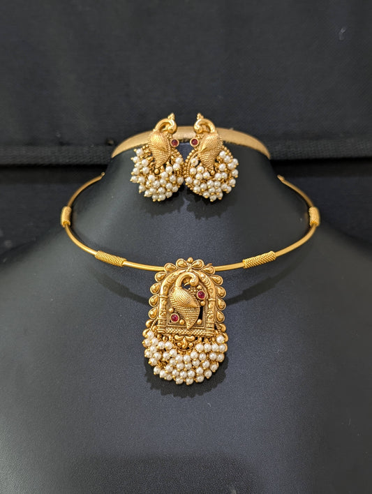 Hasli Peacock design Pearl Choker set