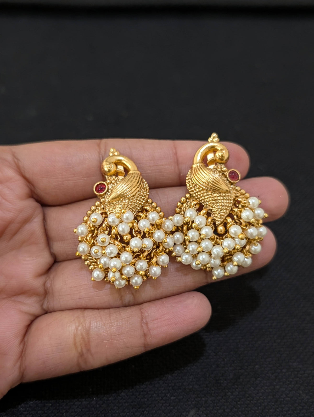 Hasli Peacock design Pearl Choker set