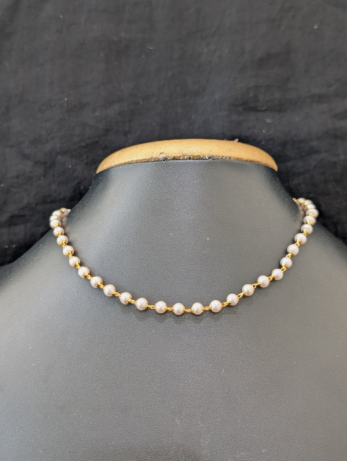 Single strand Round Pearl Casual Choker Necklace - Simpliful