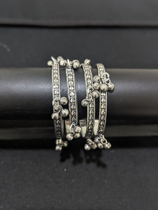 Oxidized silver ghunghru bead bangles