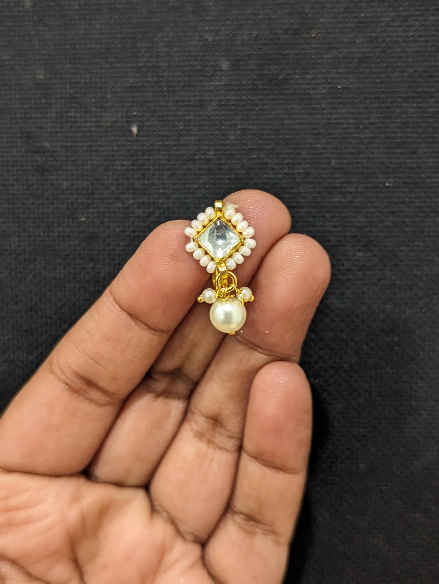 Diamond design Kundan Nose Pin -D2
