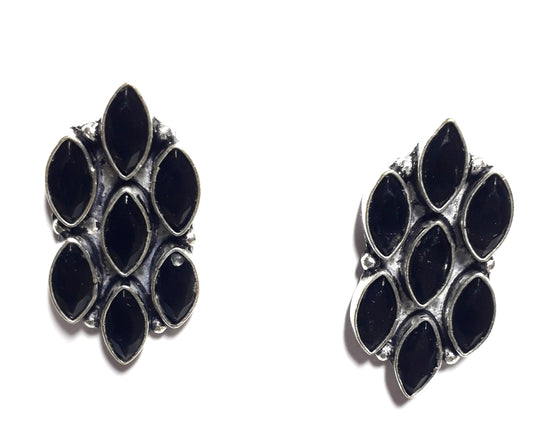 Oxidized seven stone stud Earrings - Simpliful