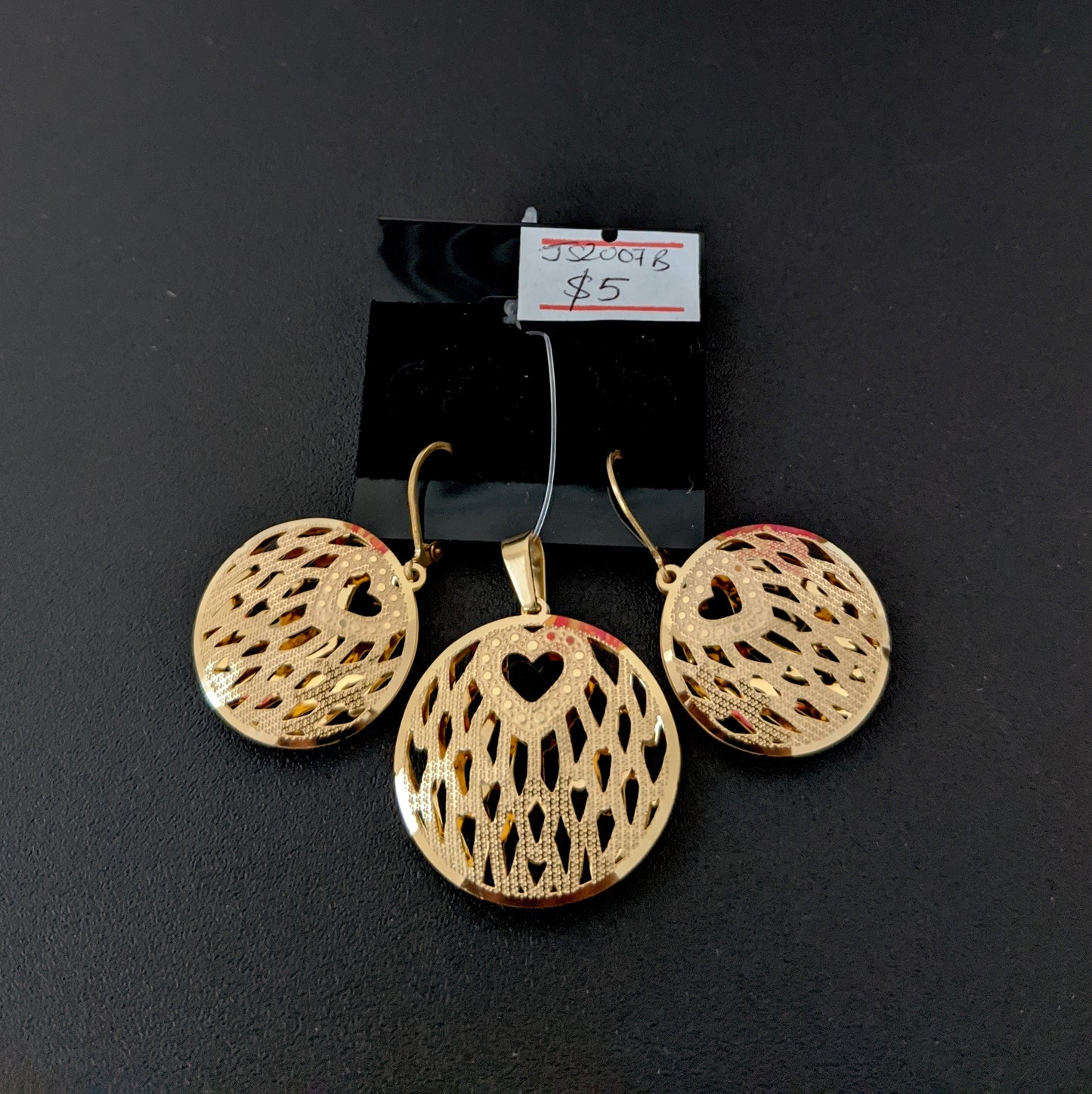 Flimsy gold plated stainless steel pendant and earring set