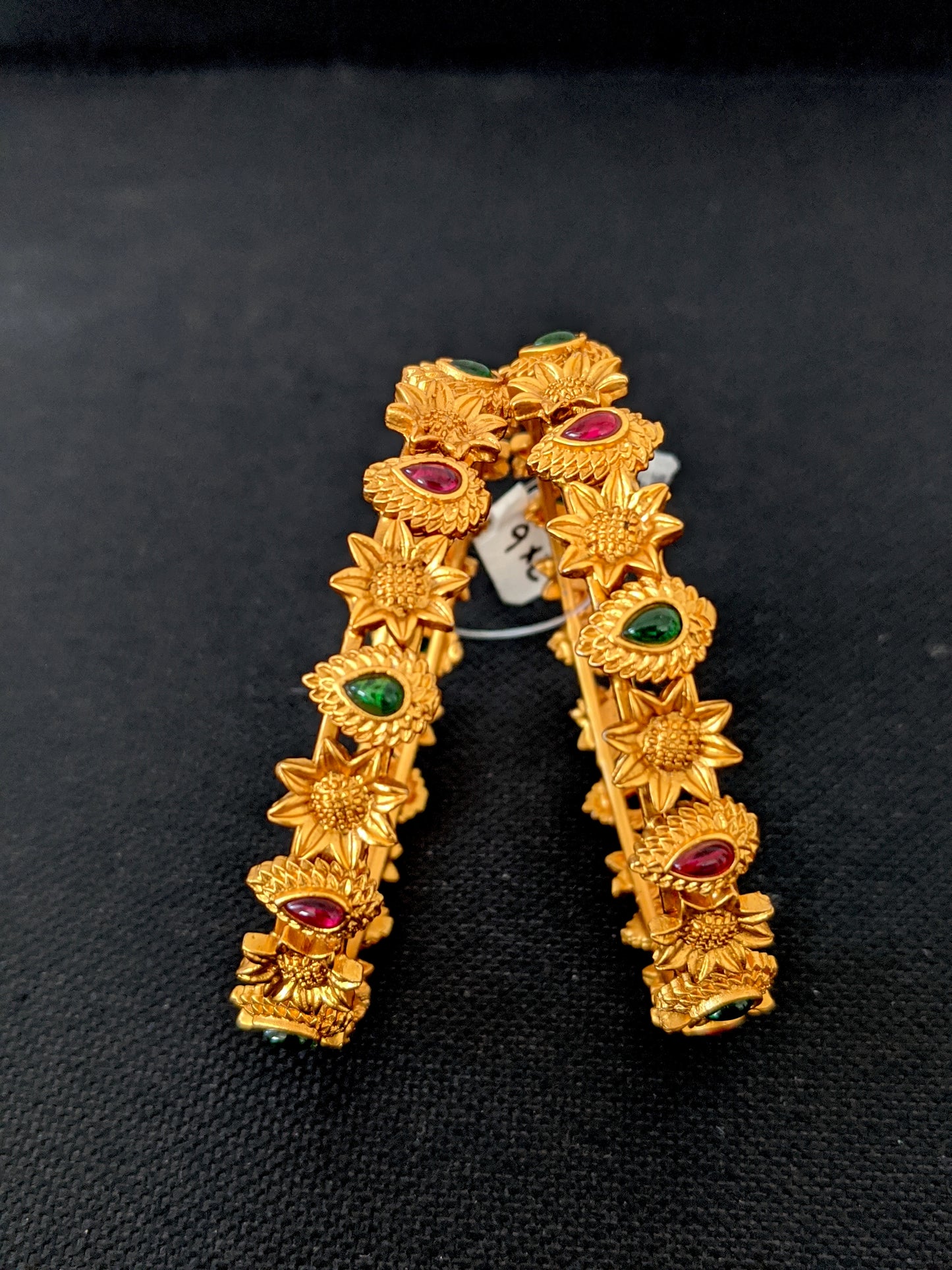 Alternate Flower n Teardrop design matte gold finish Kemp stone bangles