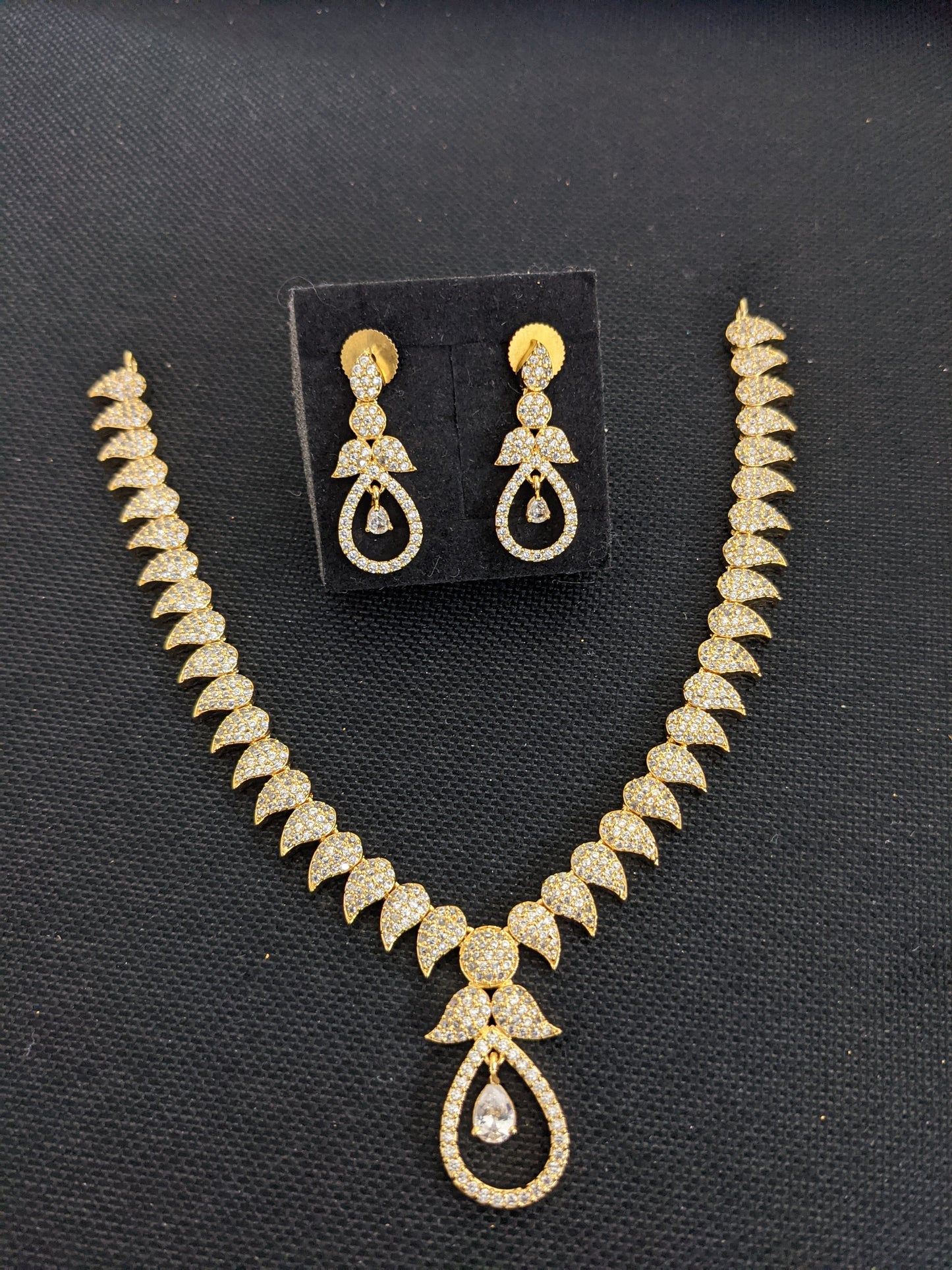 Mango design CZ choker necklace and earrings set
