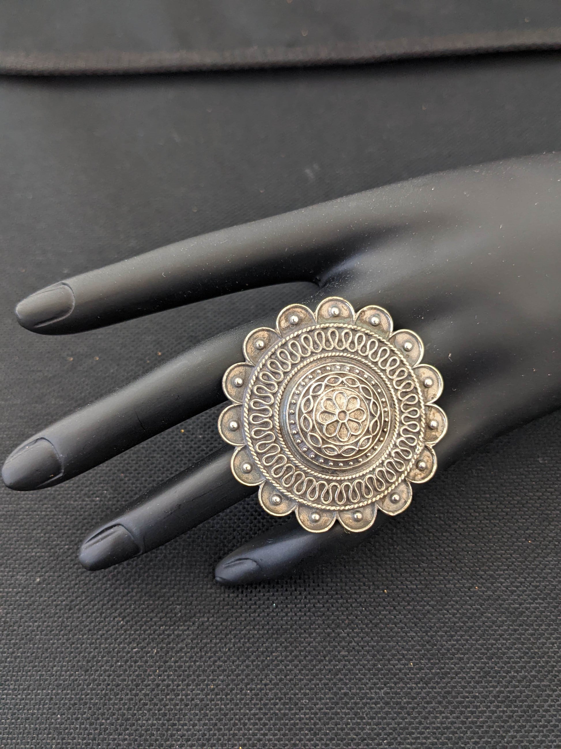XL size flower design german silver adjustable finger ring - Simpliful