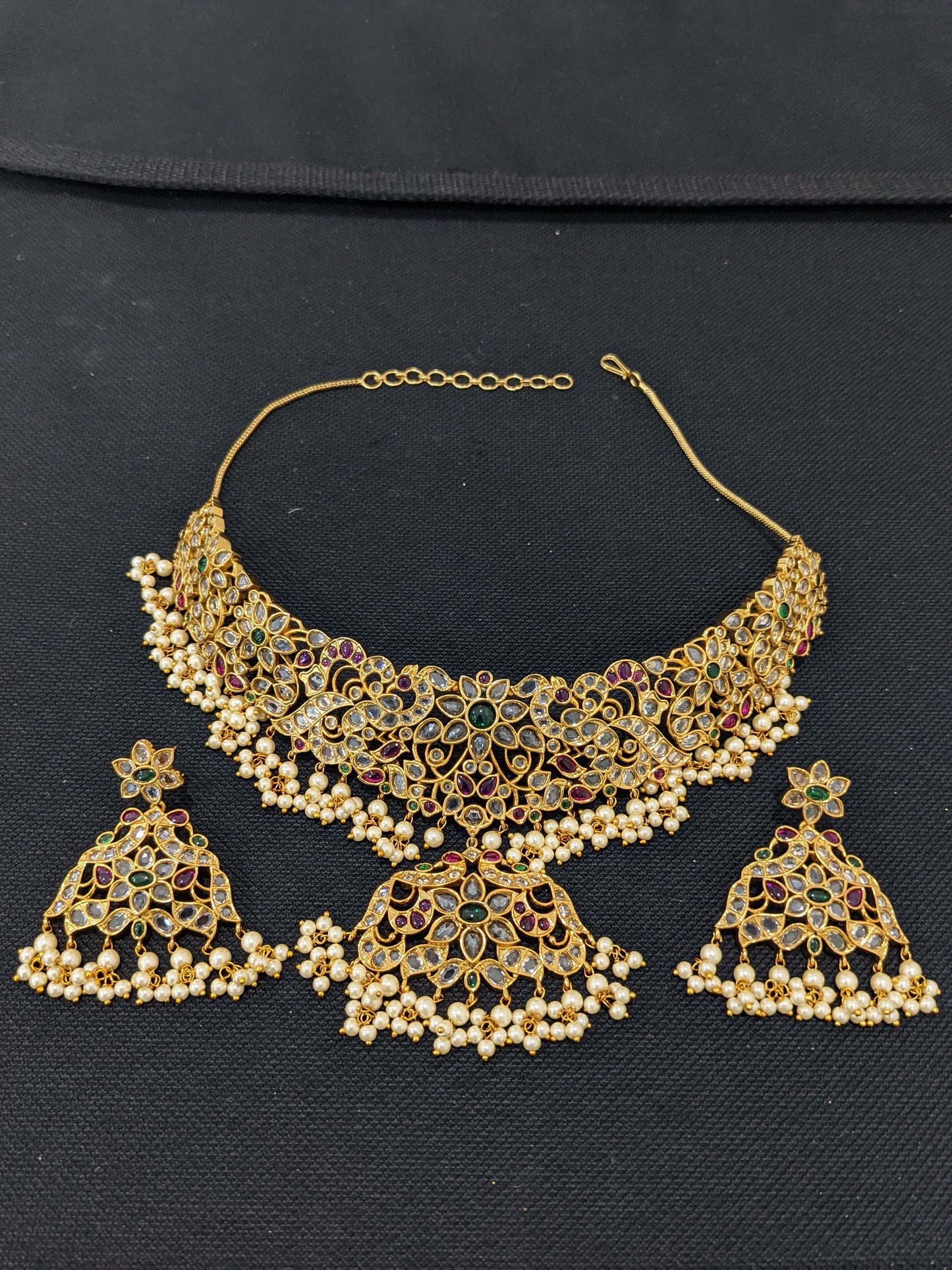 Kemp stone Bridal Choker Necklace and Earrings set