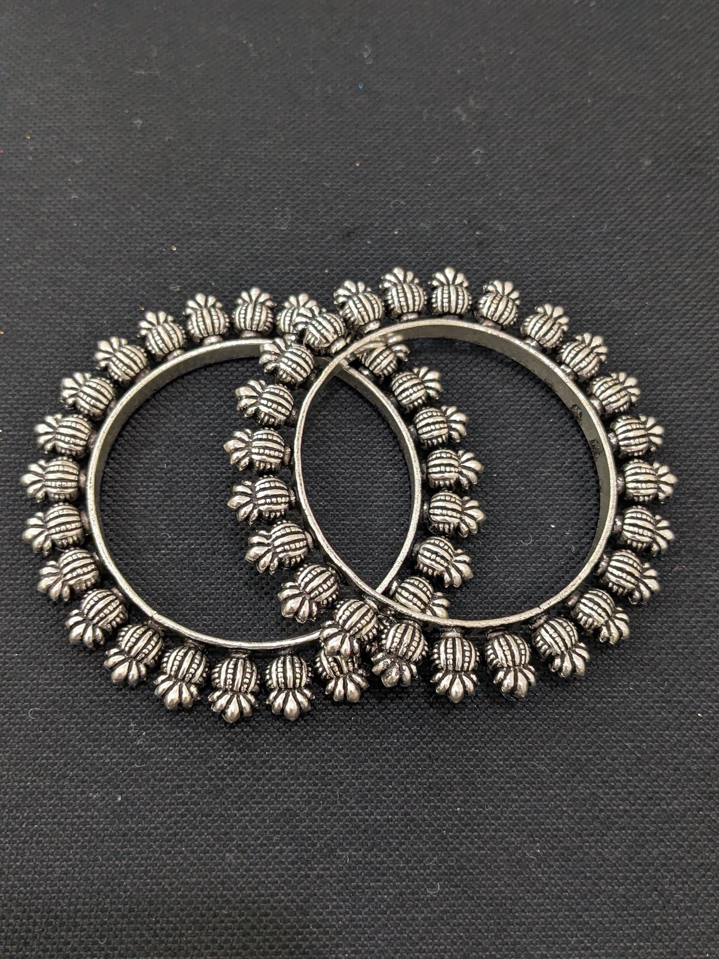 Oxidized silver pair bangles - Pineapple design