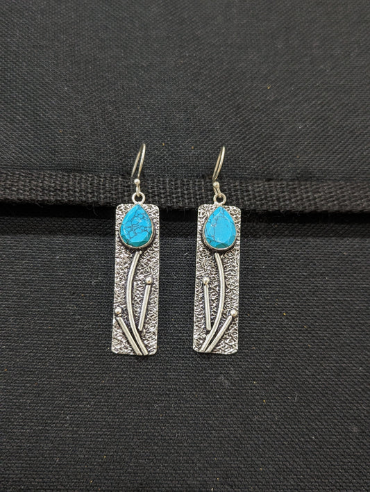 Oxidized silver rectangle Polki dangle earrings - Simpliful