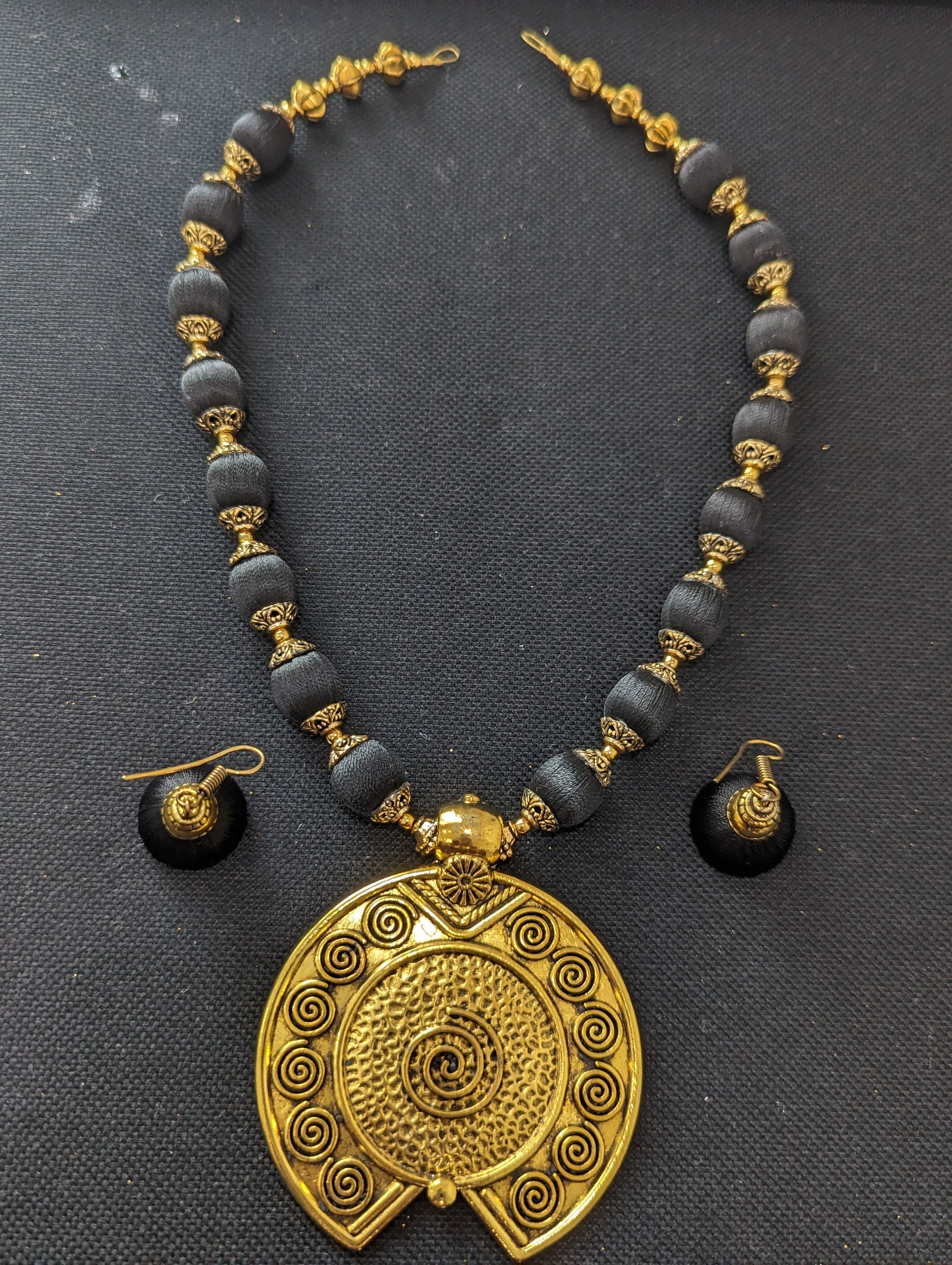 GOELX Antique Gold Silk Thread Pendant Necklace & Bali Earrings Set - Multicolor Vintage Jewelry