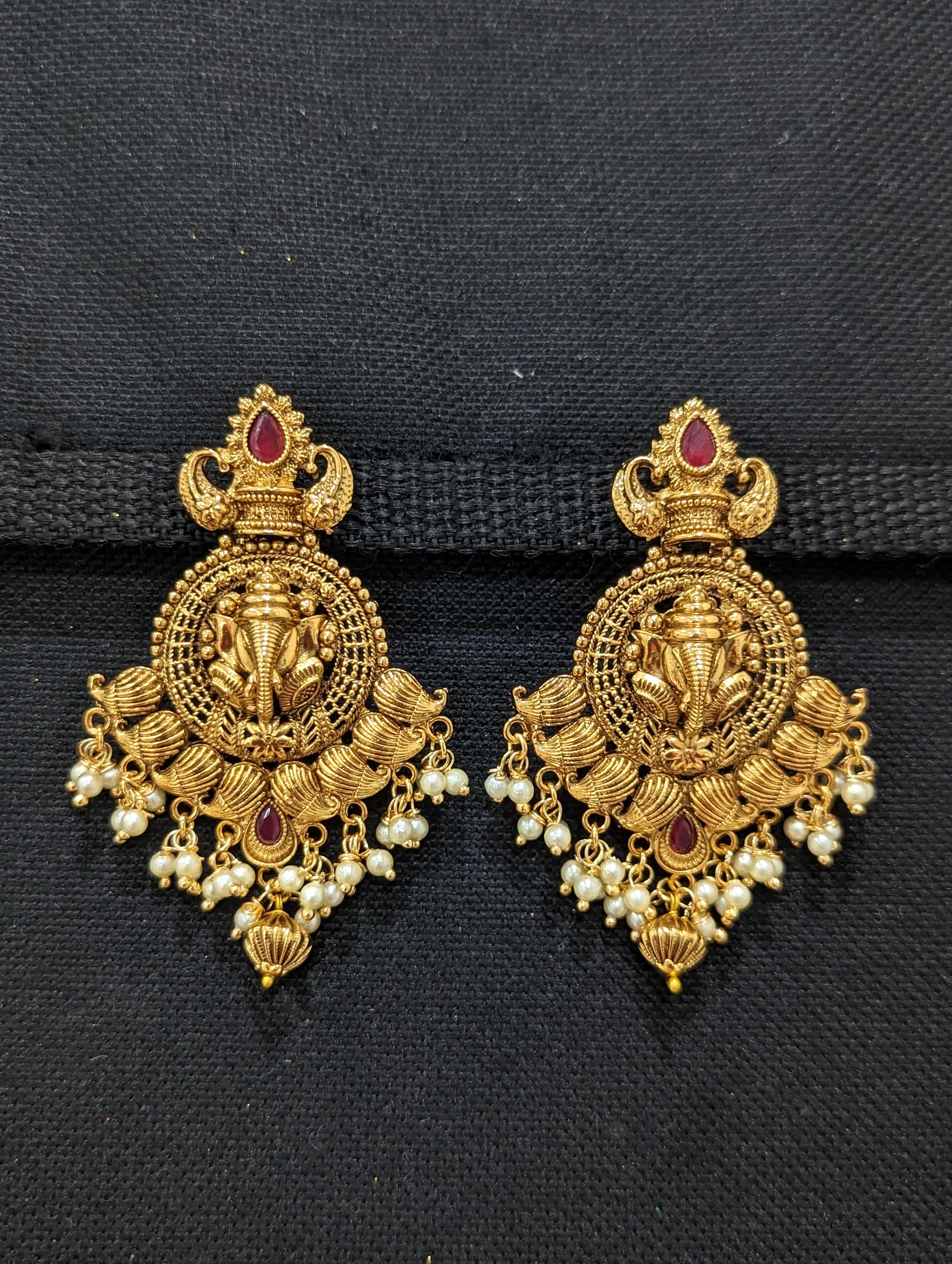 Ganesh 1GRAM gold jewellery's - Dear all.. Cz stones earrings....  Price:500/- Order/enquiry ..Pls contact......  WhatsApp-7993991830...(Sruthi) | Facebook