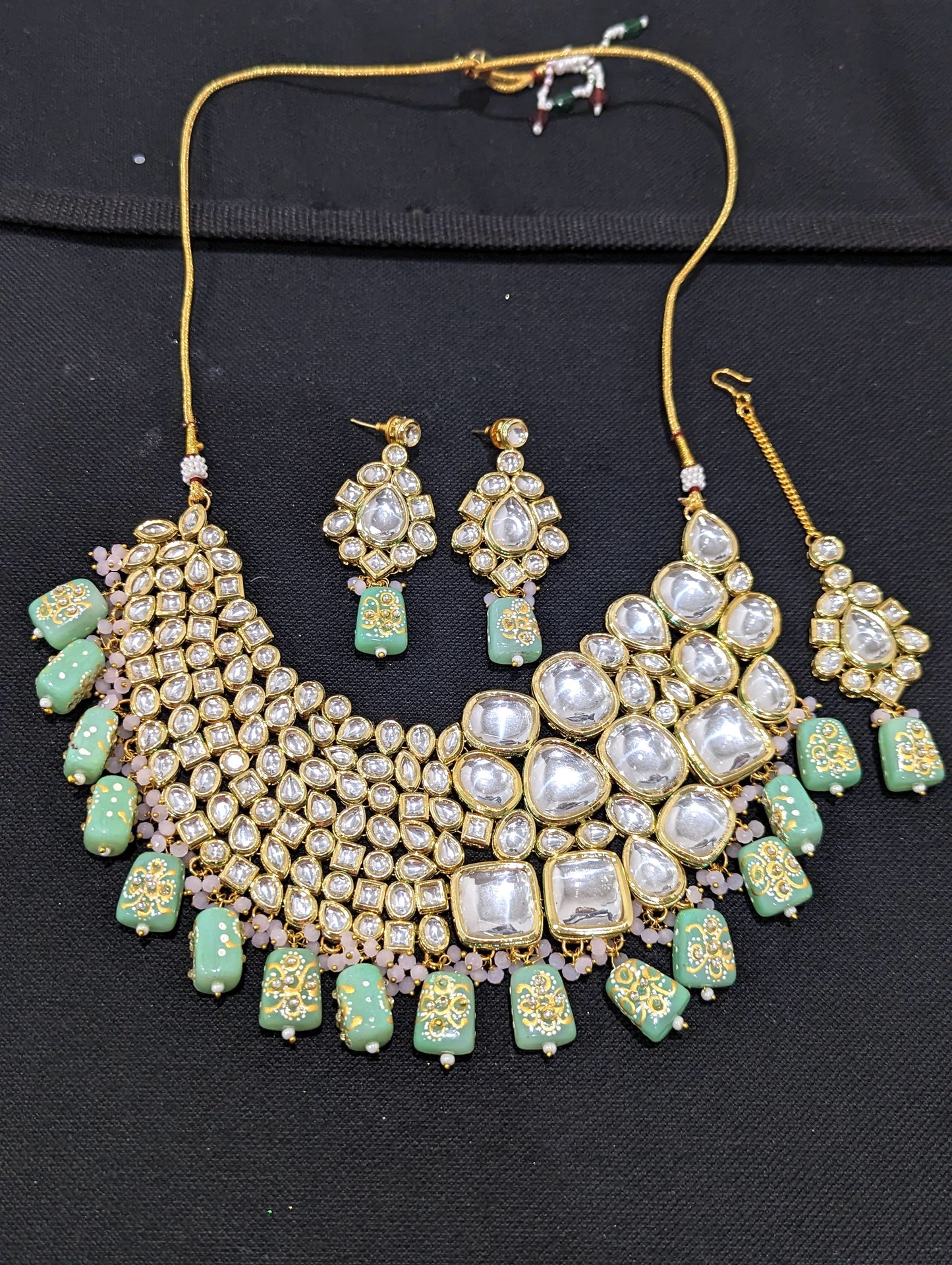 Grand Kundan Bridal Choker Set