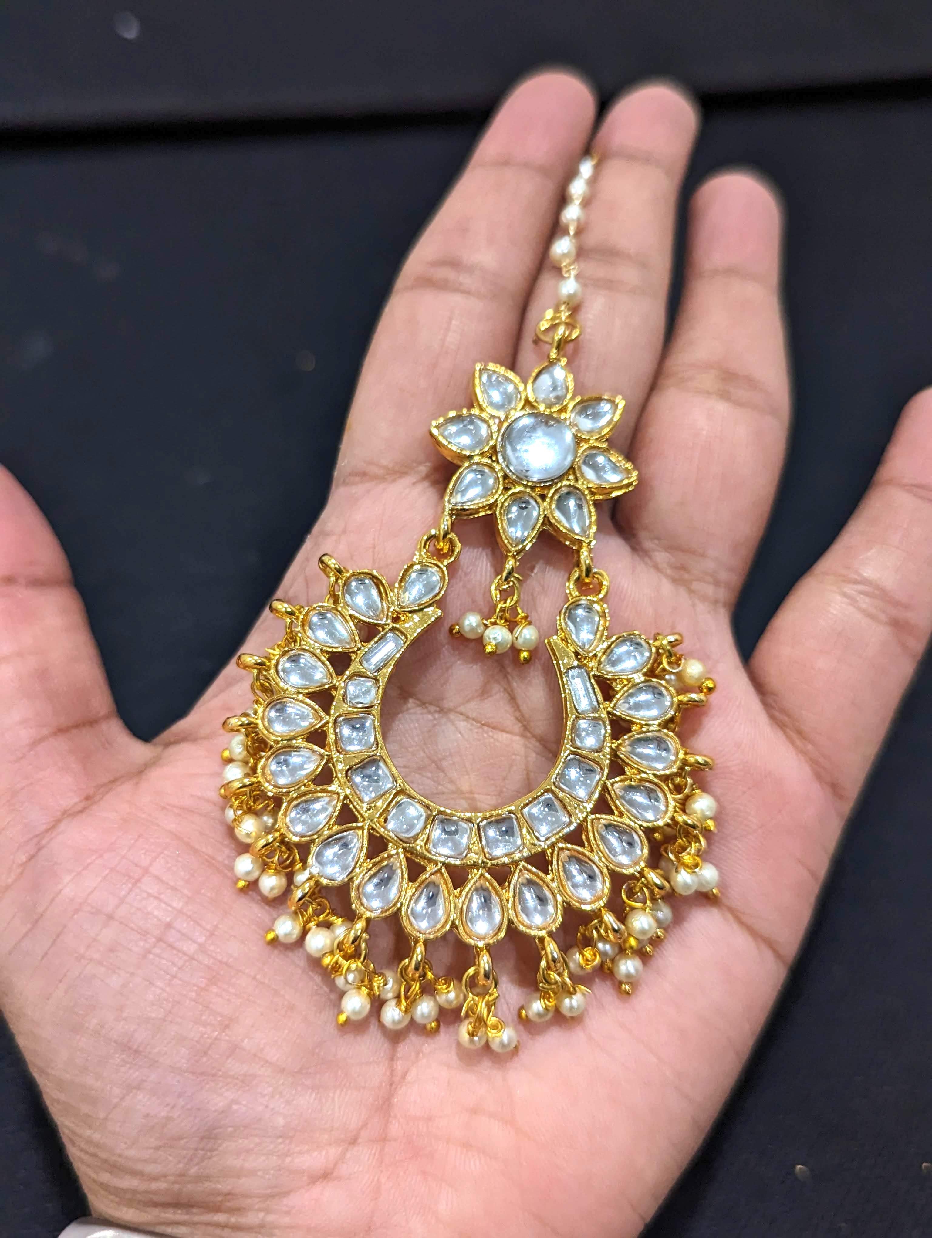 Gorgeous Kundan Maang Tikka Earrings to elevate the bridal look