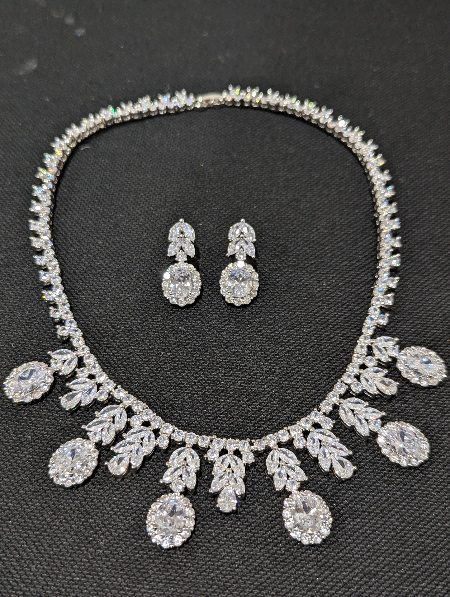 Diamond look Grand Shiny CZ Necklace and Earrings set