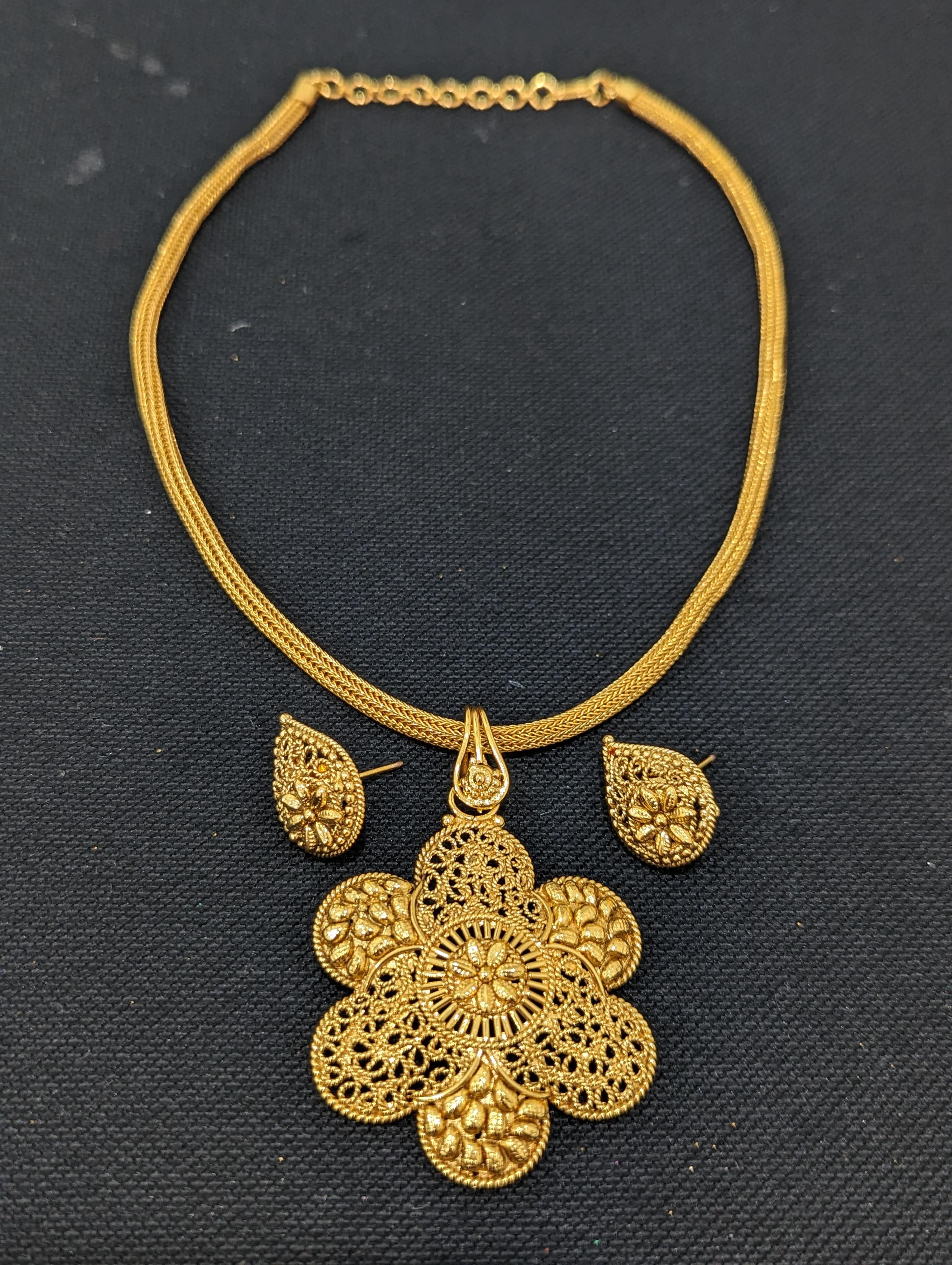 Buy Aatmana Black American Diamond Rose Gold Pendant & Earring Set Online  At Best Price @ Tata CLiQ