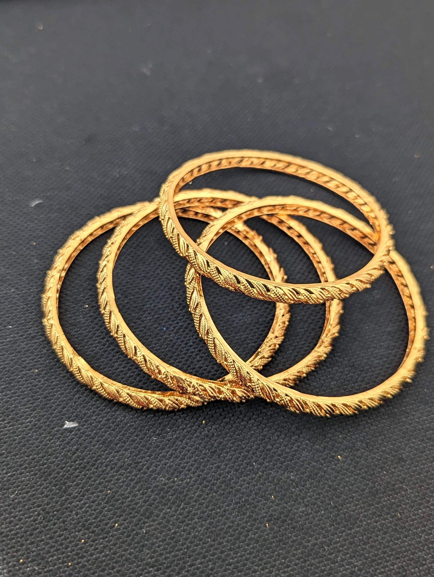 Gold plated Leaf design Bangles - Set of 4