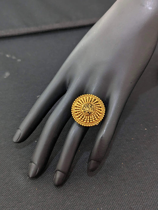 Dotted design Gold plated adjustable Finger rings