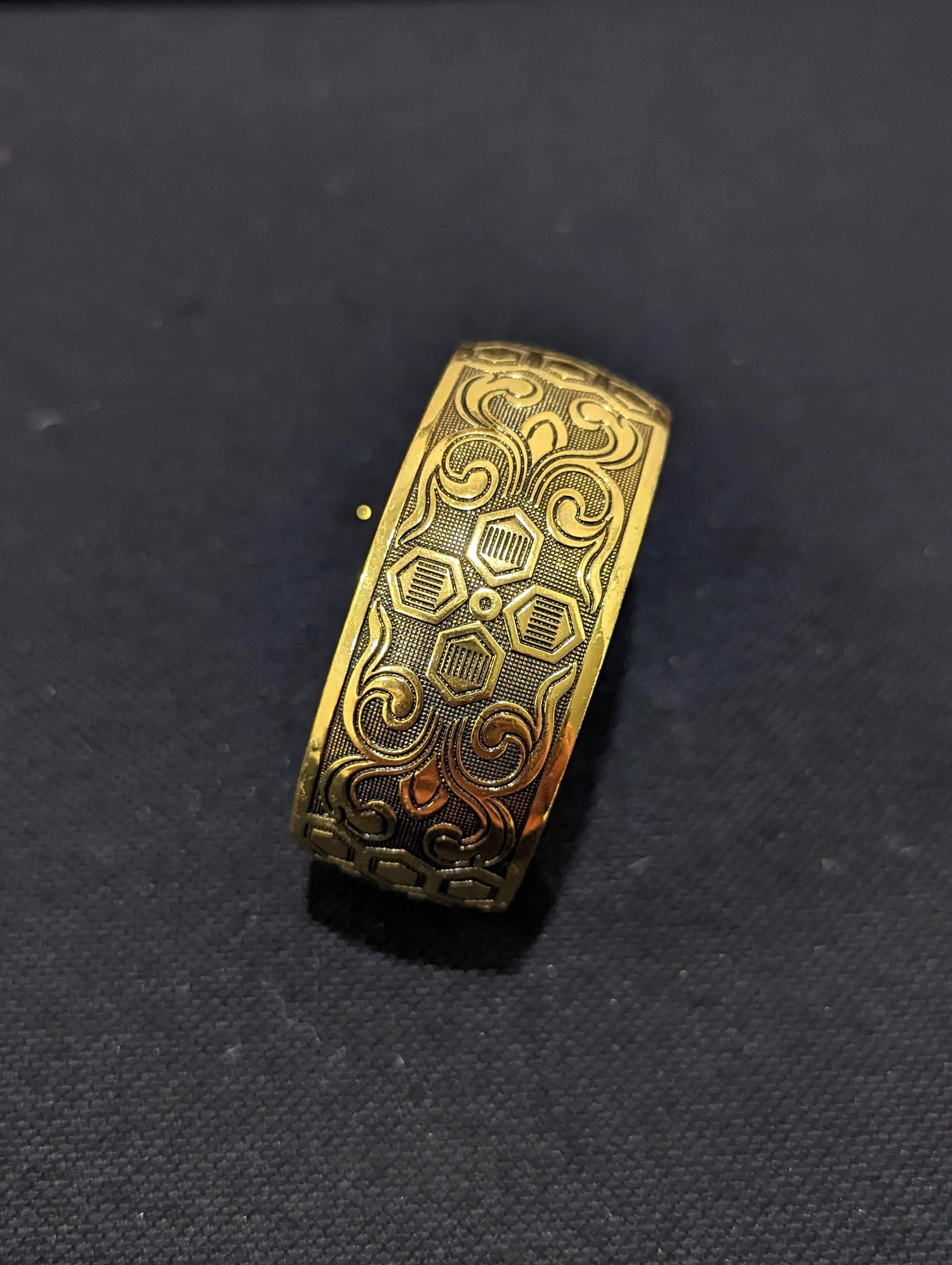 Antique gold oxidized broad kada - Design 1 - Simpliful