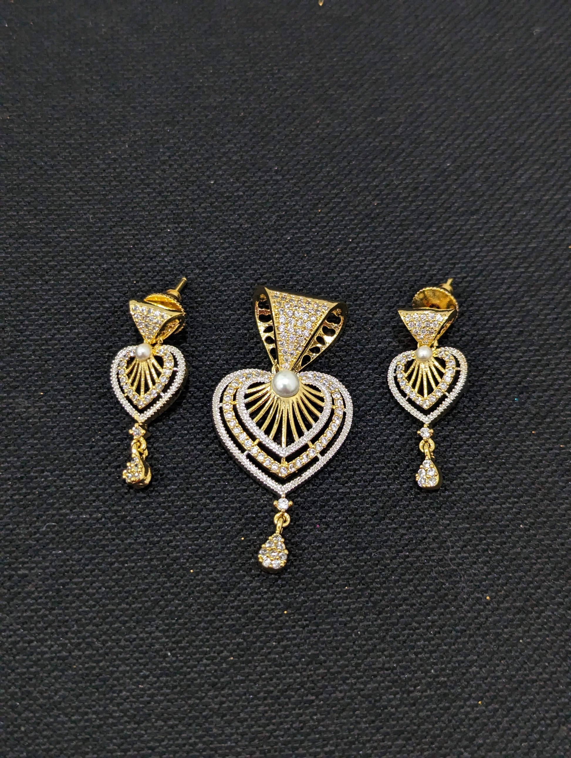 Heart design Pendant and Earrings Set