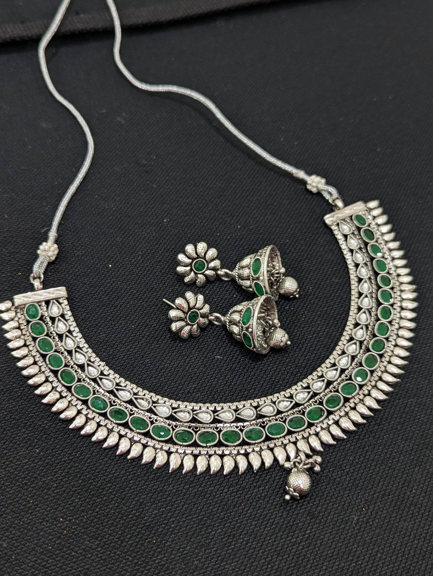 Oxidized silver Oval Polki stone choker Necklace set