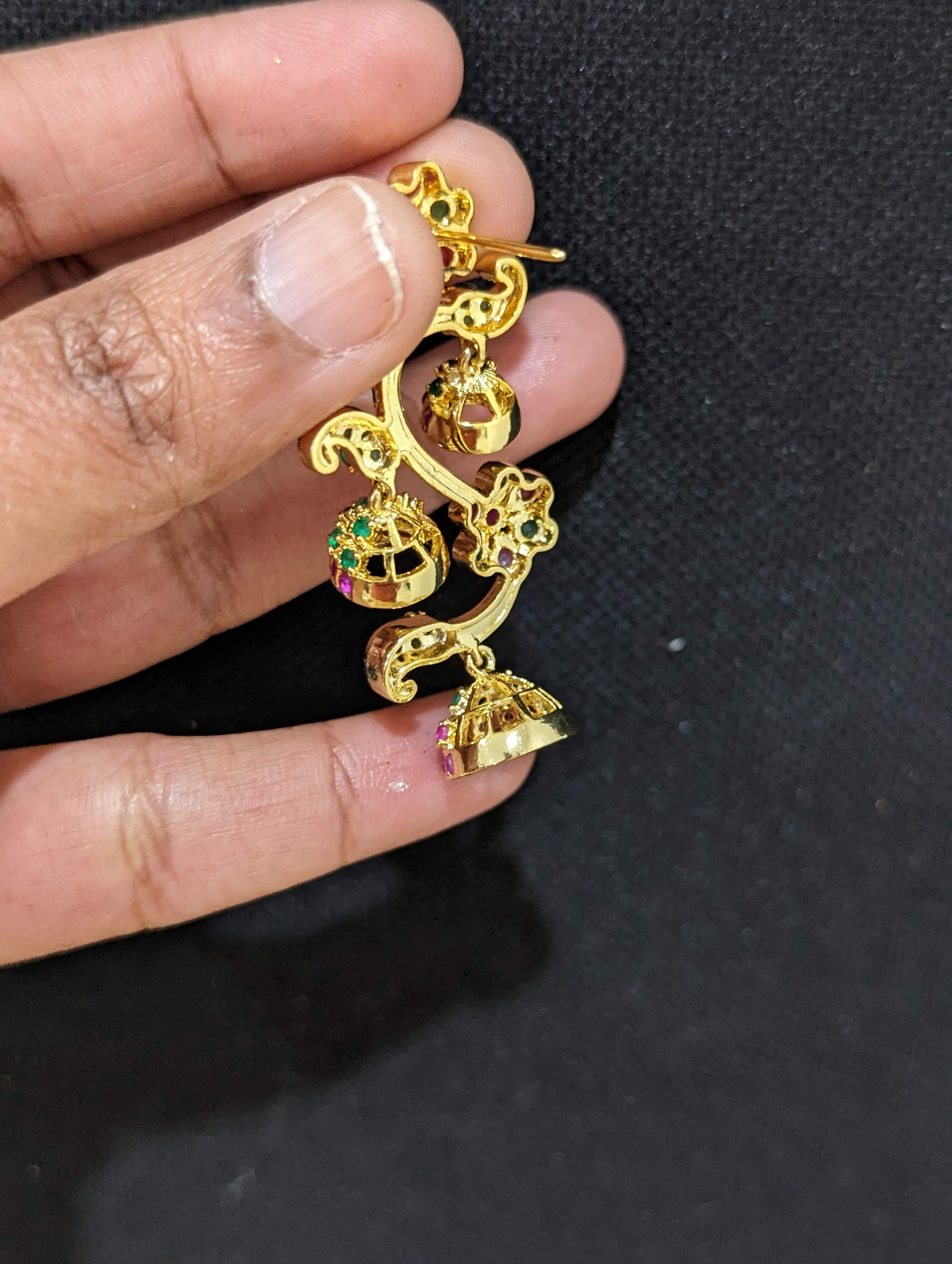 Fetching 22 Karat Yellow Gold Peacock Stud Earrings