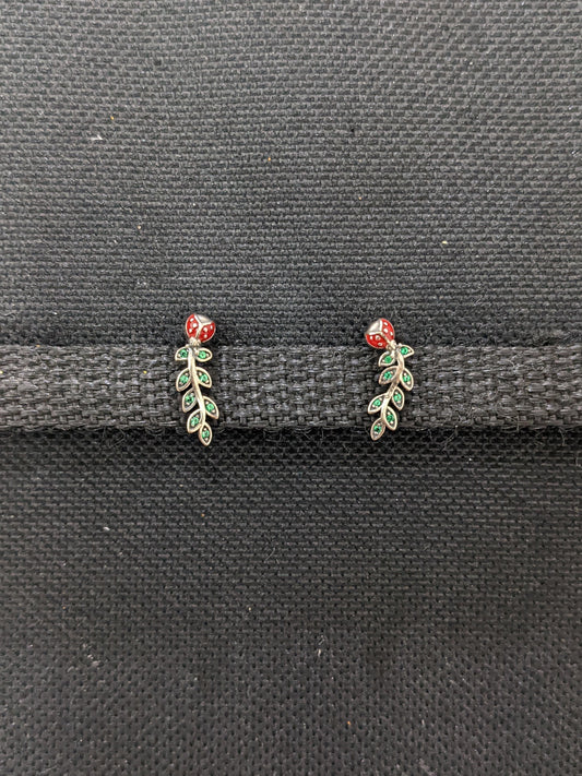 Sterling silver Lady bug leaf Earrings - Simpliful