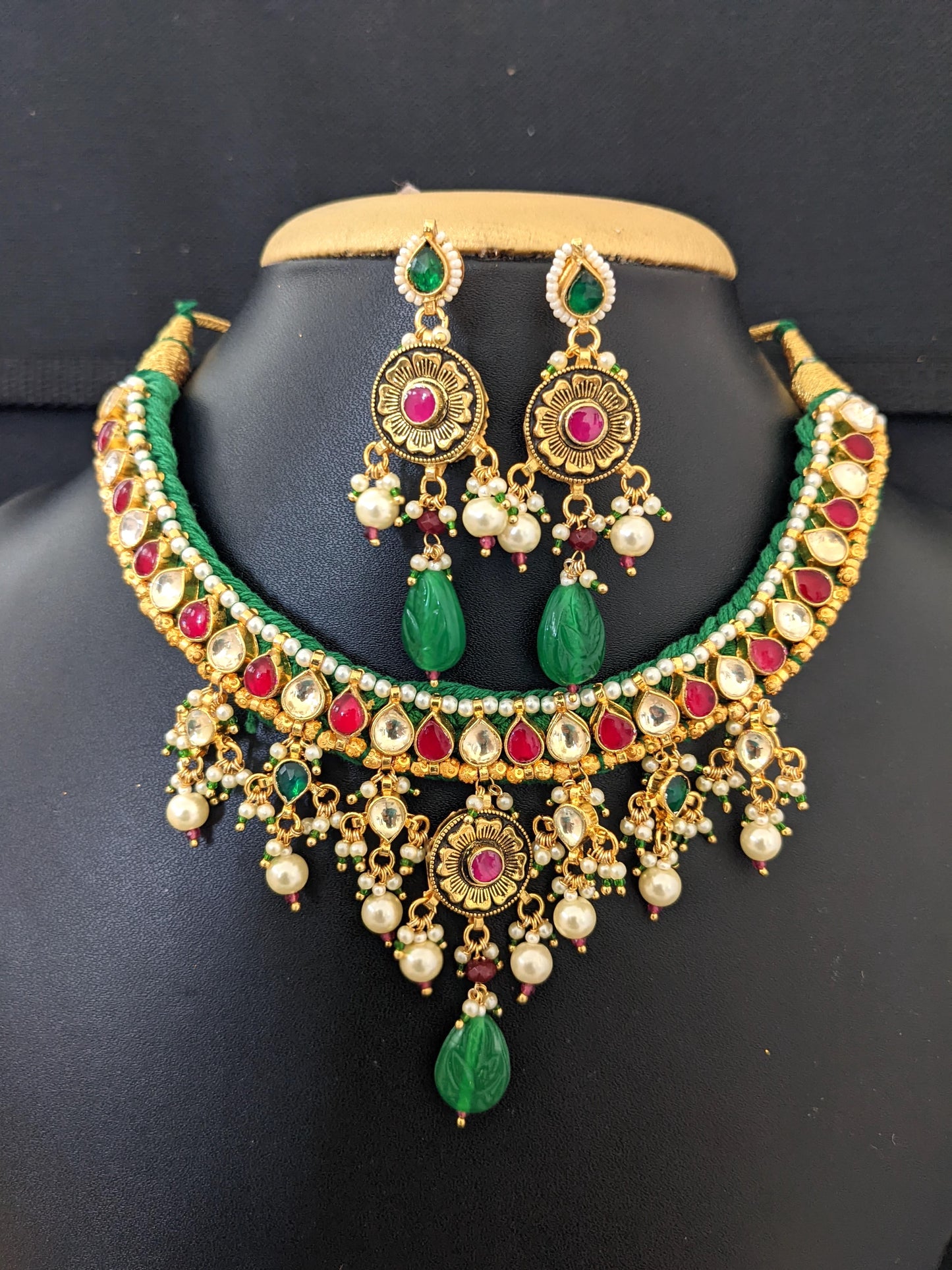 Jadau Kundan Choker Set - Design 4