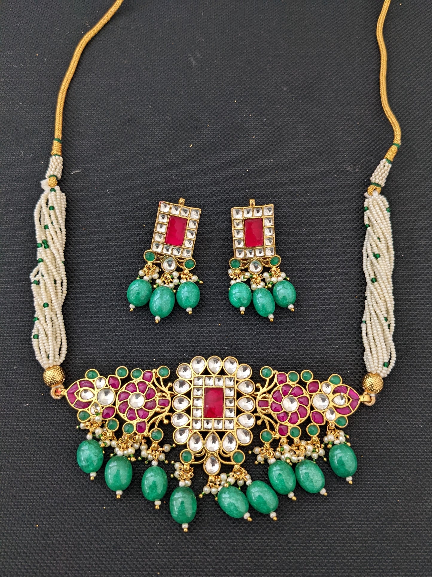 Jadau Kundan Choker Set - Design 1