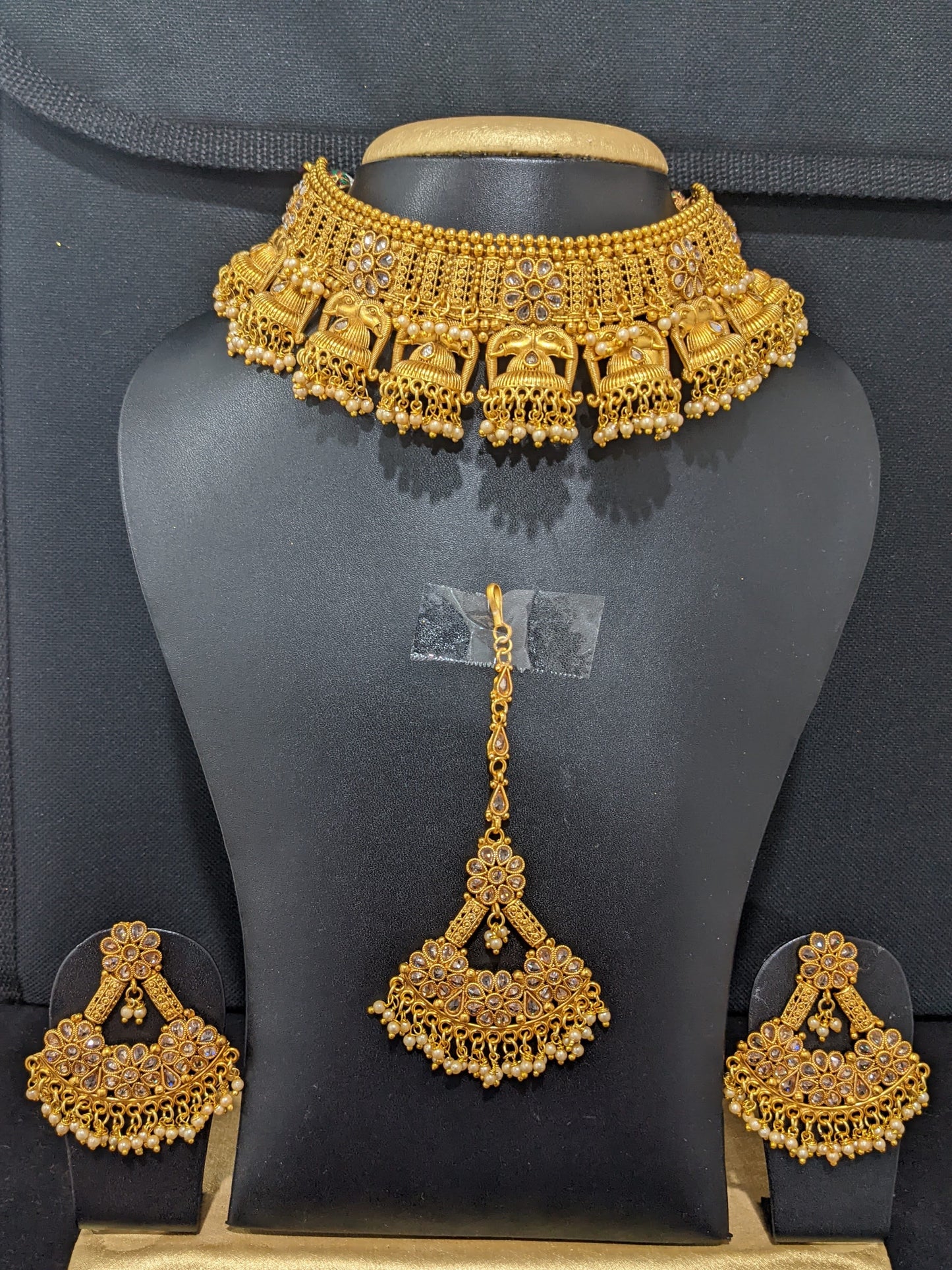 Dual Elephant design Rajwadi polish Broad Choker Necklace and Earrings set