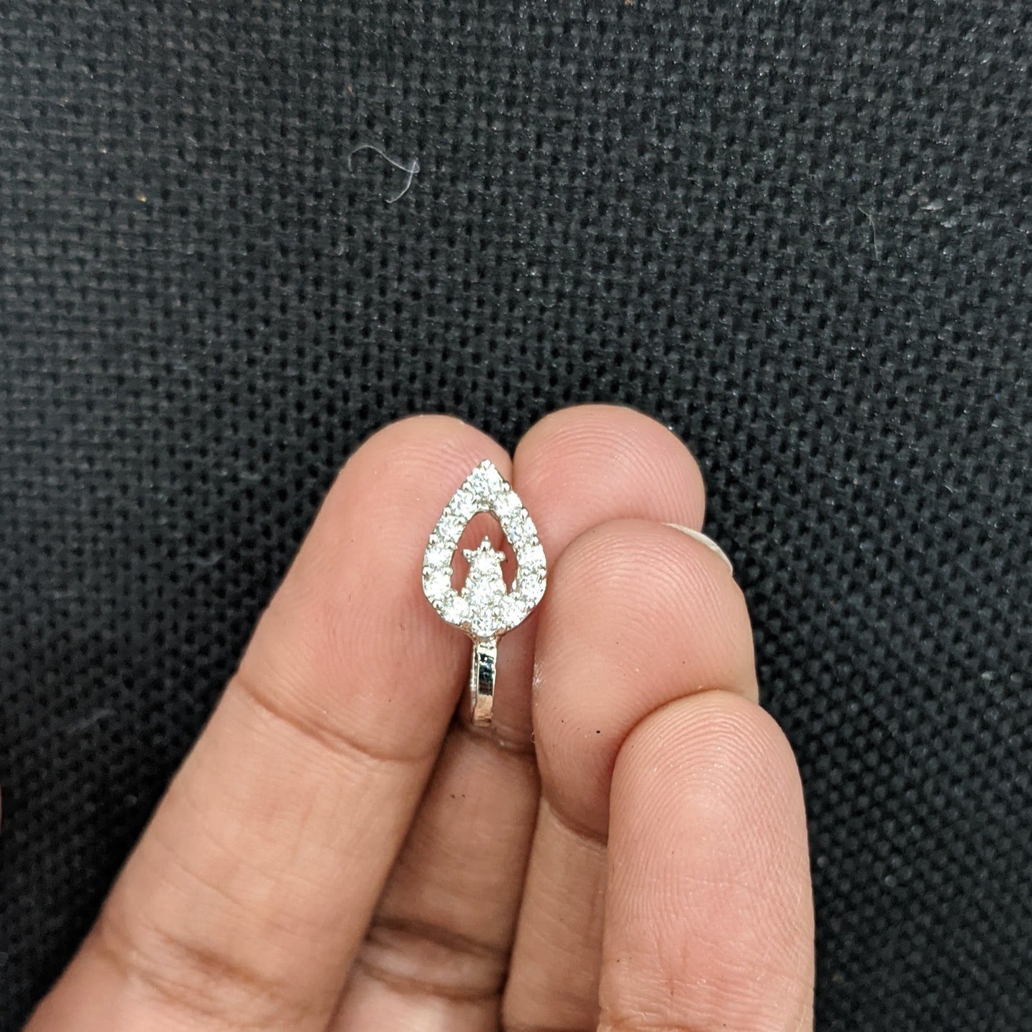 Teardrop design Clip on Nose Pin