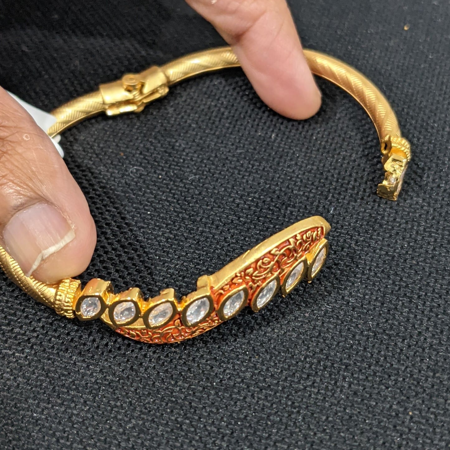 Rhombus design uncut kundan stone openable bracelet