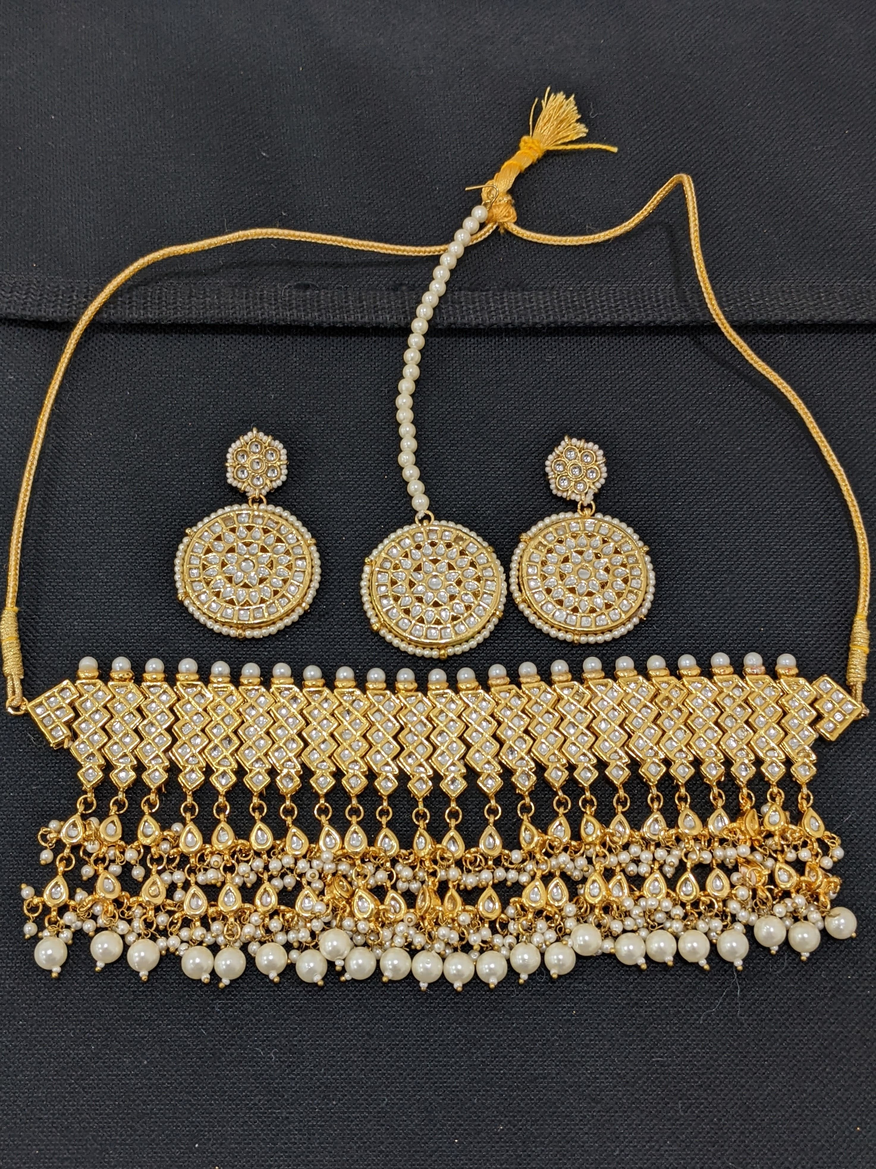 Pakistani Necklace, zircone earrings 22K GOLD JEWELLERY IN DUBAI 22K GOLD  NECKLACE SET 22K PAKISTANI NECKLACE SET GOLD SET IN DUBAI SHARJAH GOLD SOUQ PAKISTANI  PENDANT SET FASHION WEAR NECKLACE 22K LIGHTWEIGHT