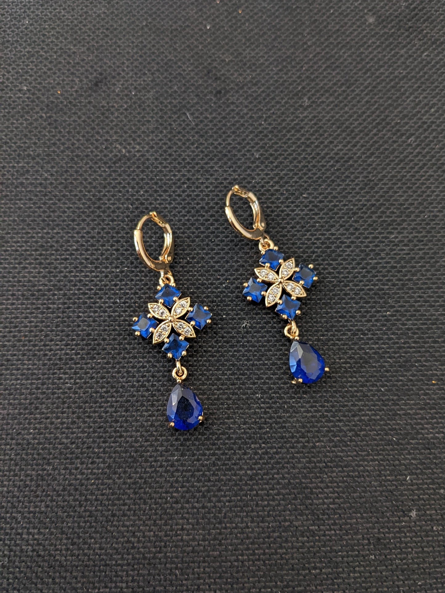 Diamond Flower design CZ stone ring style drop earrings