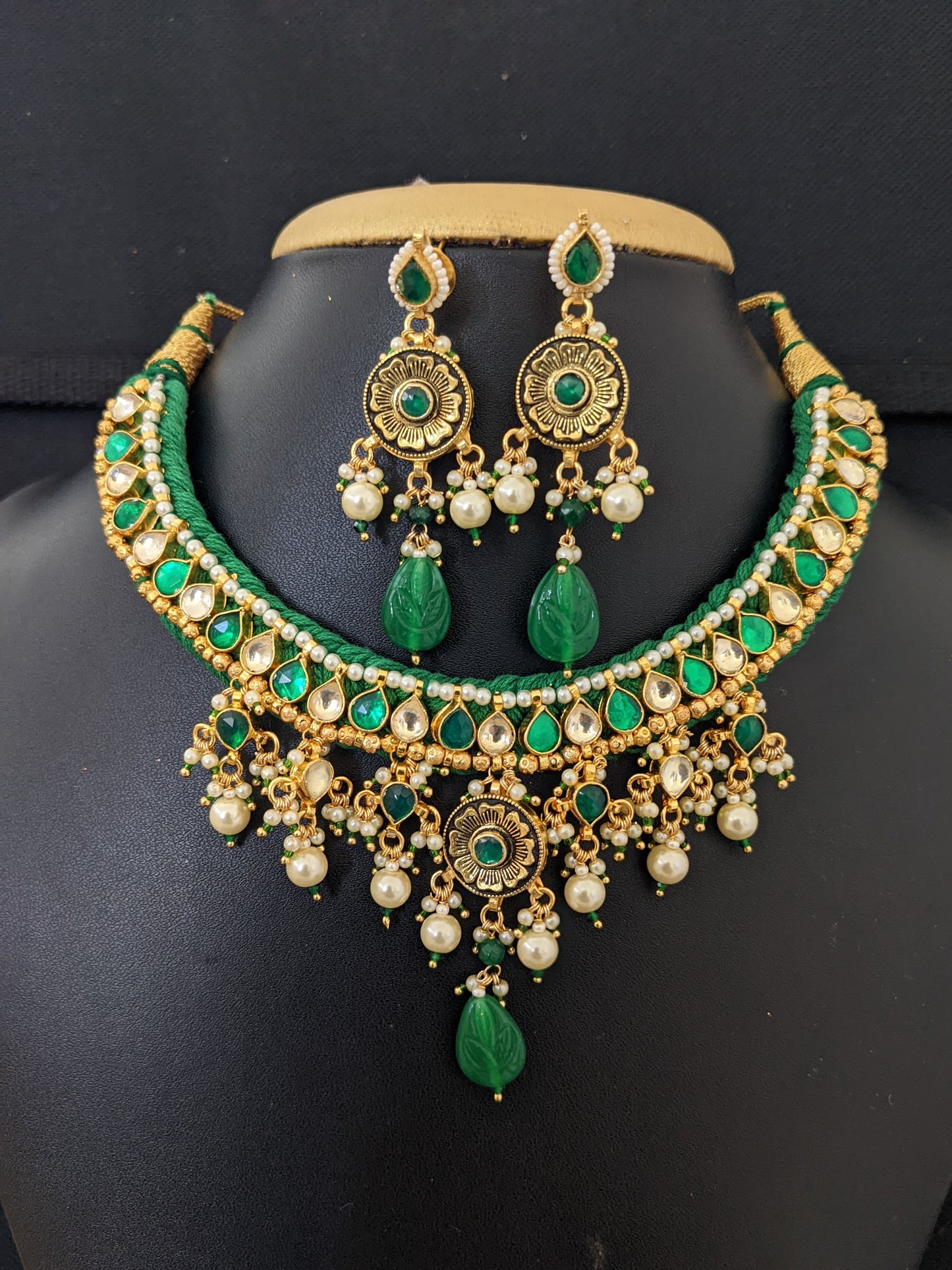 Jadau Kundan Choker Set - Design 4