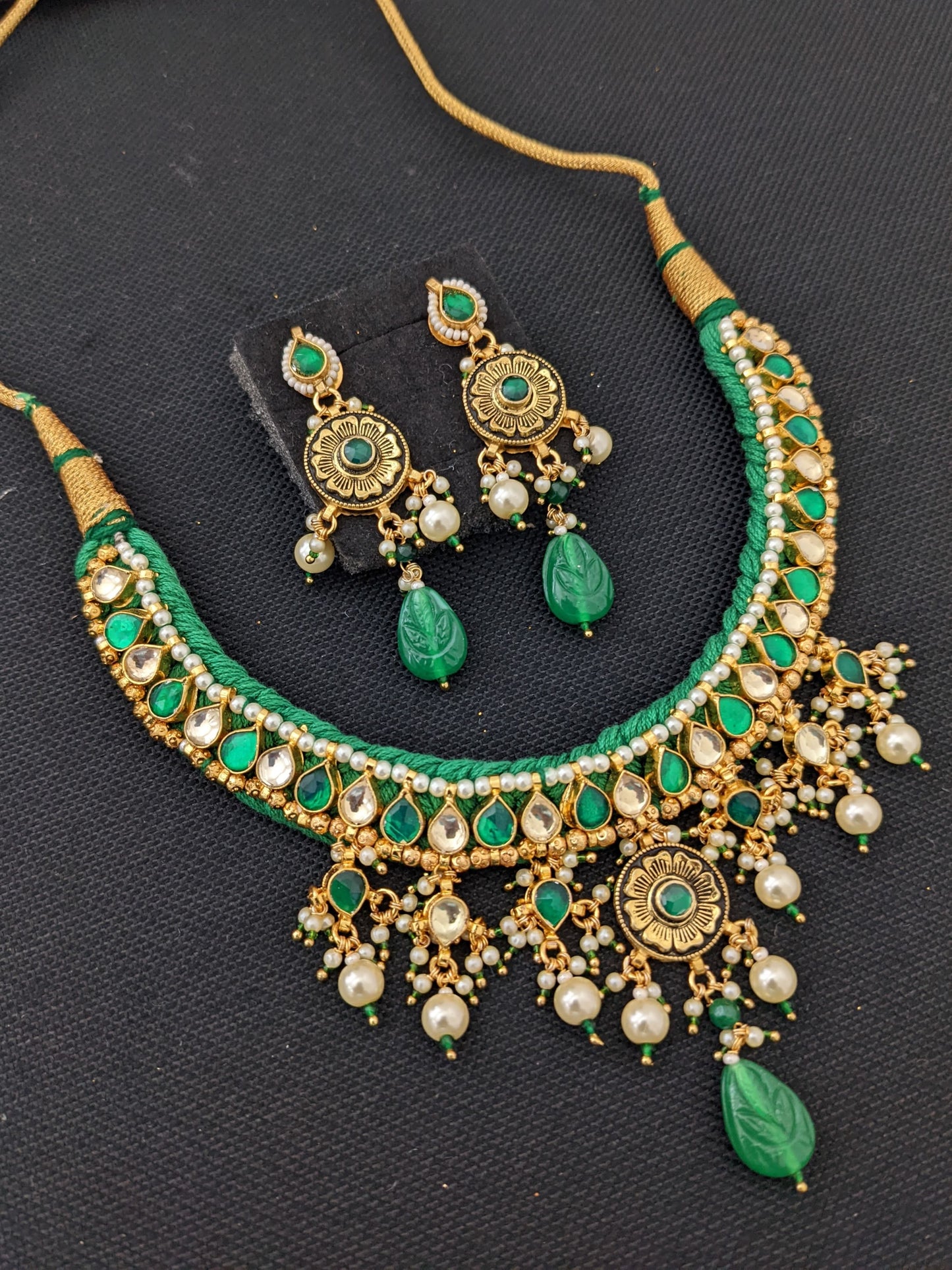 Jadau Kundan Choker Set - Design 4